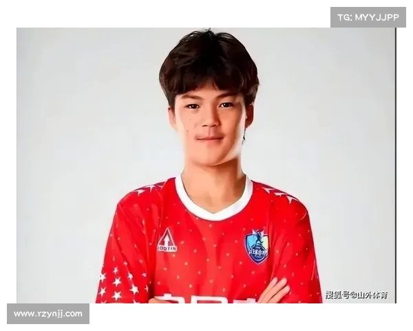 刘凯源已抵达西班牙即将前往比利亚雷亚尔报到开启新征程